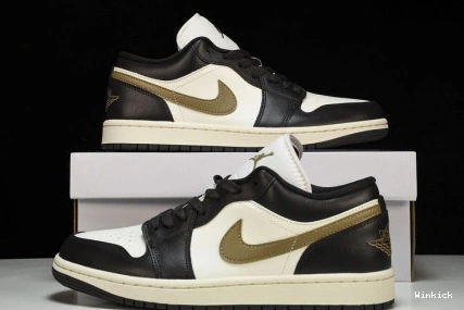 Low 1 DC0774-200  Jordan 0814